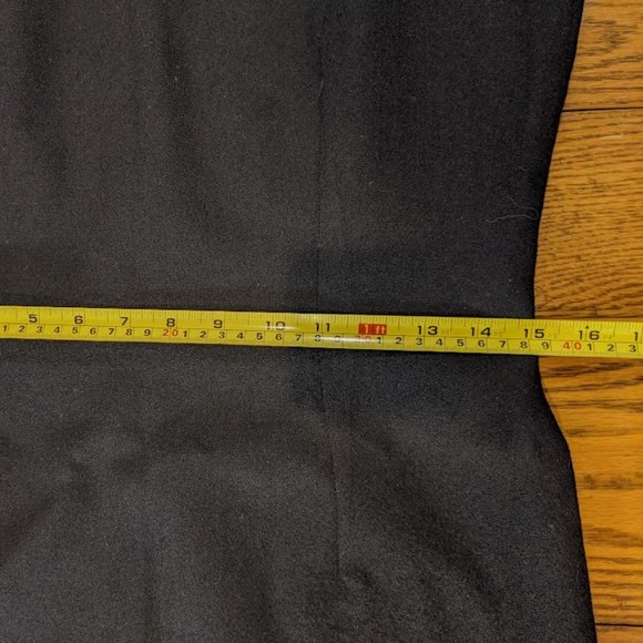 Vintage 100% Wool Little Black Dress, Made in Canada, Local Artist - Picture 6 of 6